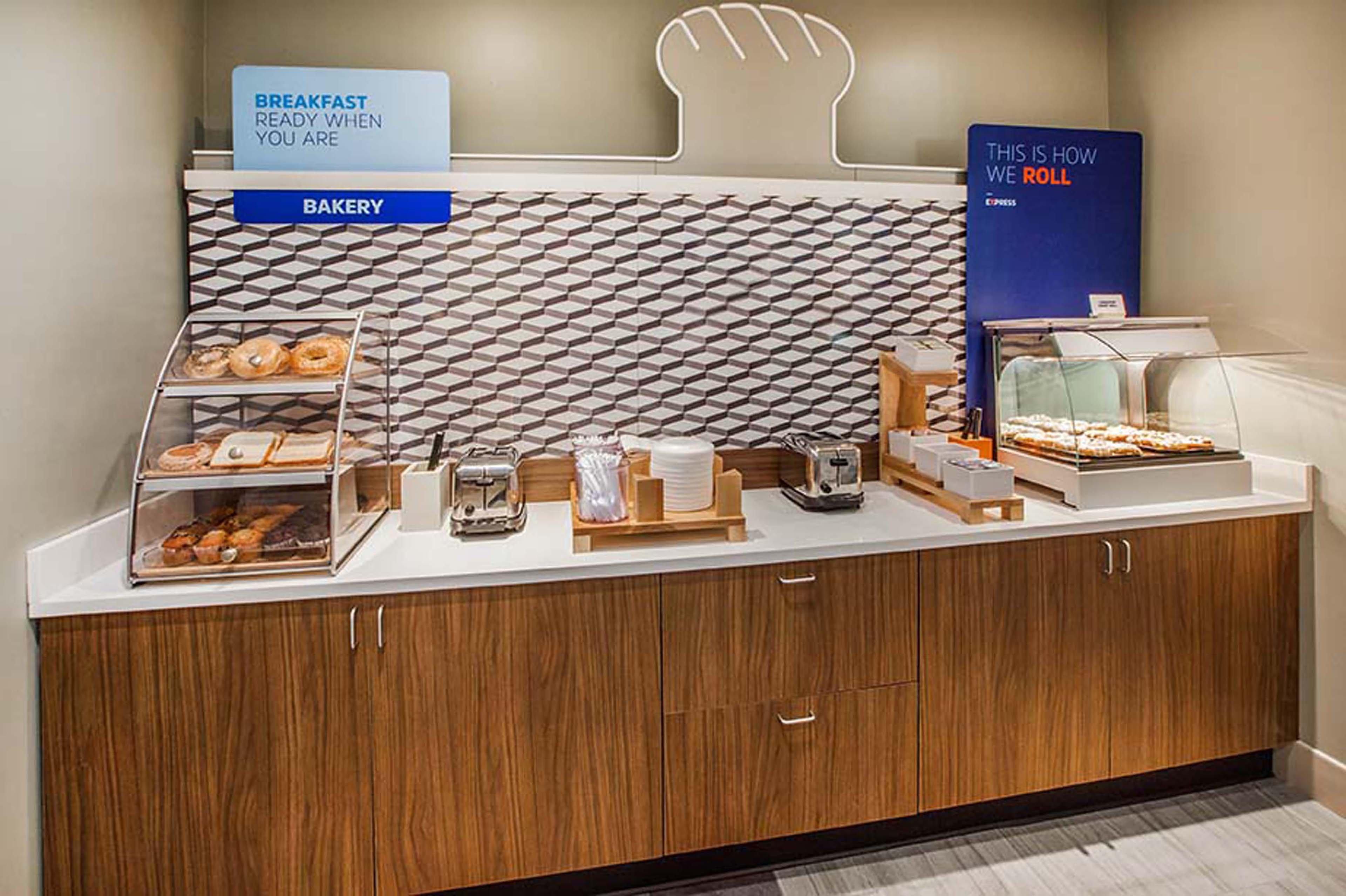 Holiday Inn Express & Suites Litchfield By Ihg Zewnętrze zdjęcie